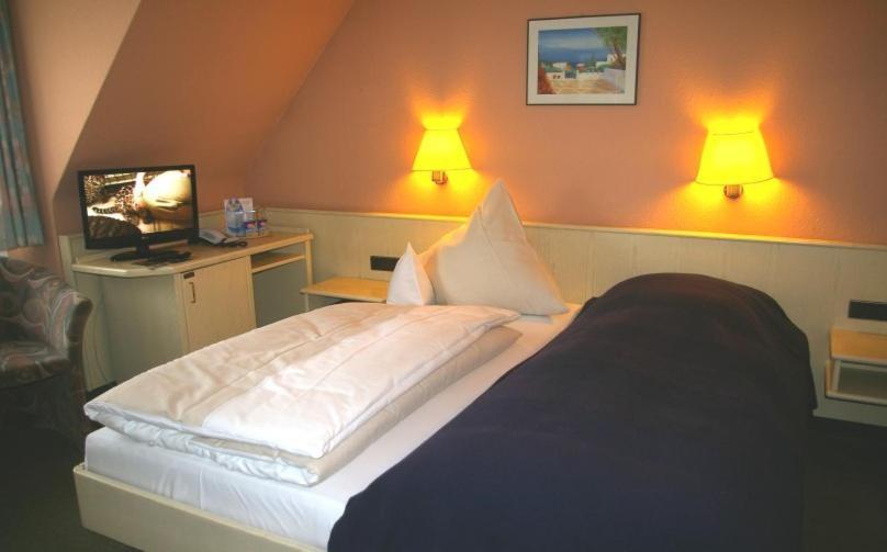 Hotel Zum Treuen Bartel Markgröningen Camera foto